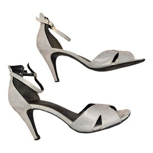 Nine West high heel sandals size 11